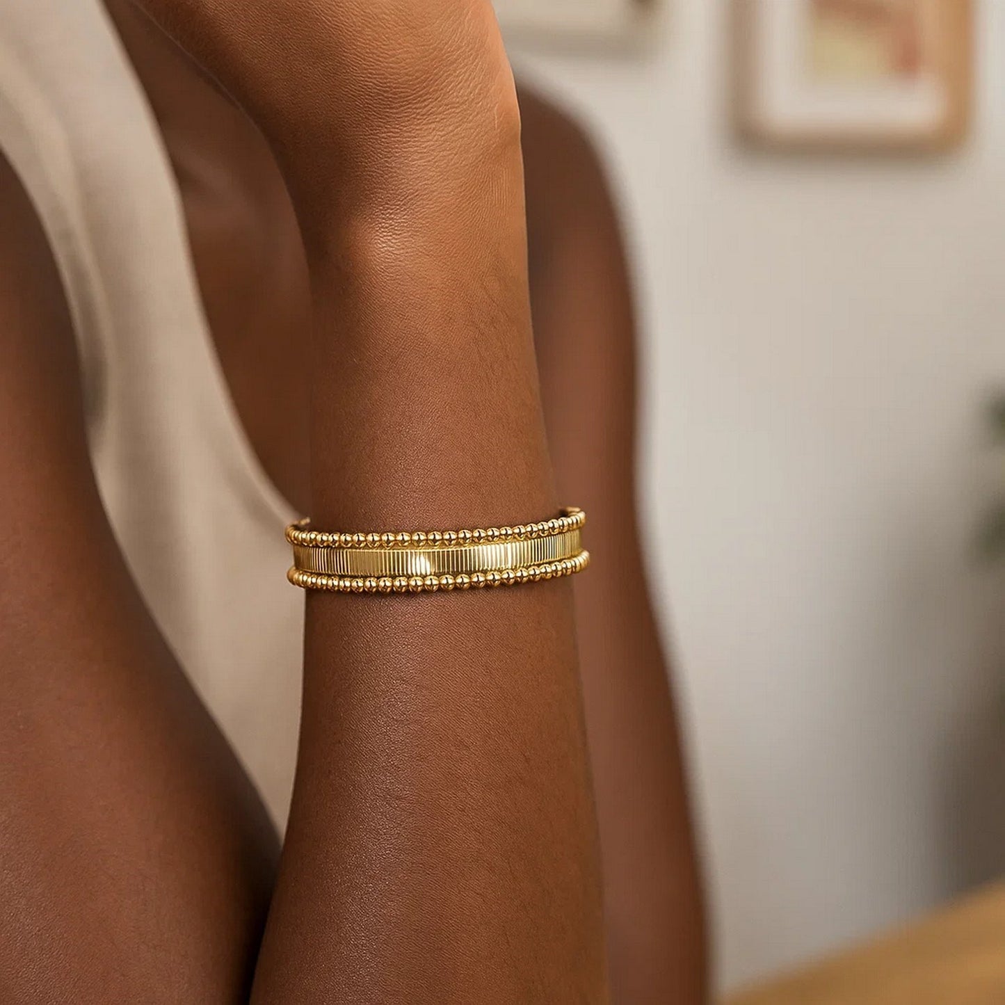 Smooth Surface Pallina Cuff Bangle in 14K Yellow Gold (9.00 mm)