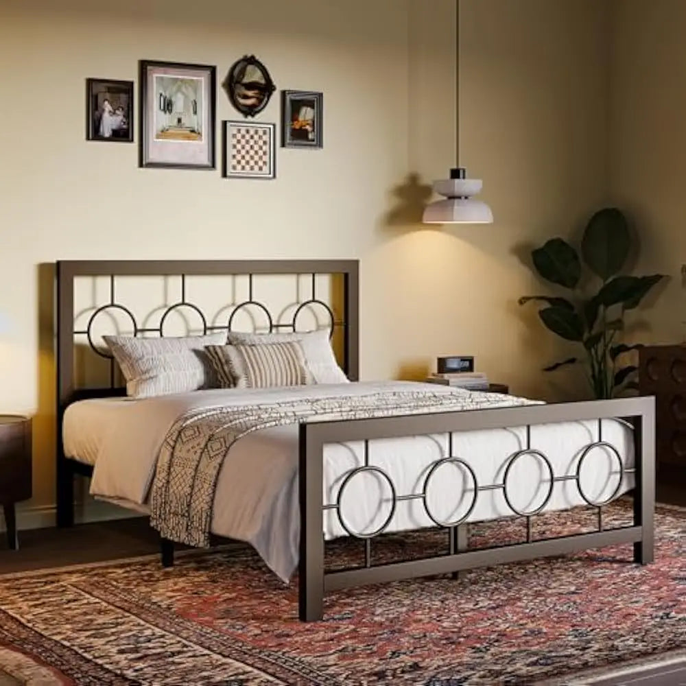 Vintage Circular Design Bed Frame with Headboard and Footboard