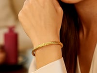 14k Yellow Gold Twist Bangle (5.30 mm)